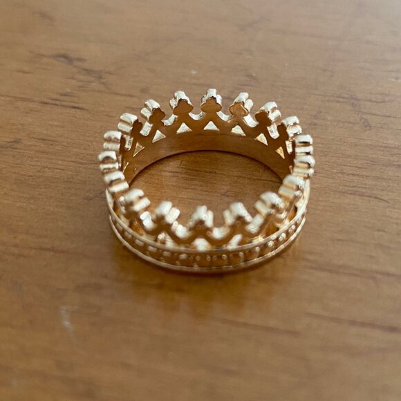 NWT! MJMAOYI Gold Crown Ring - Picture 3 of 7